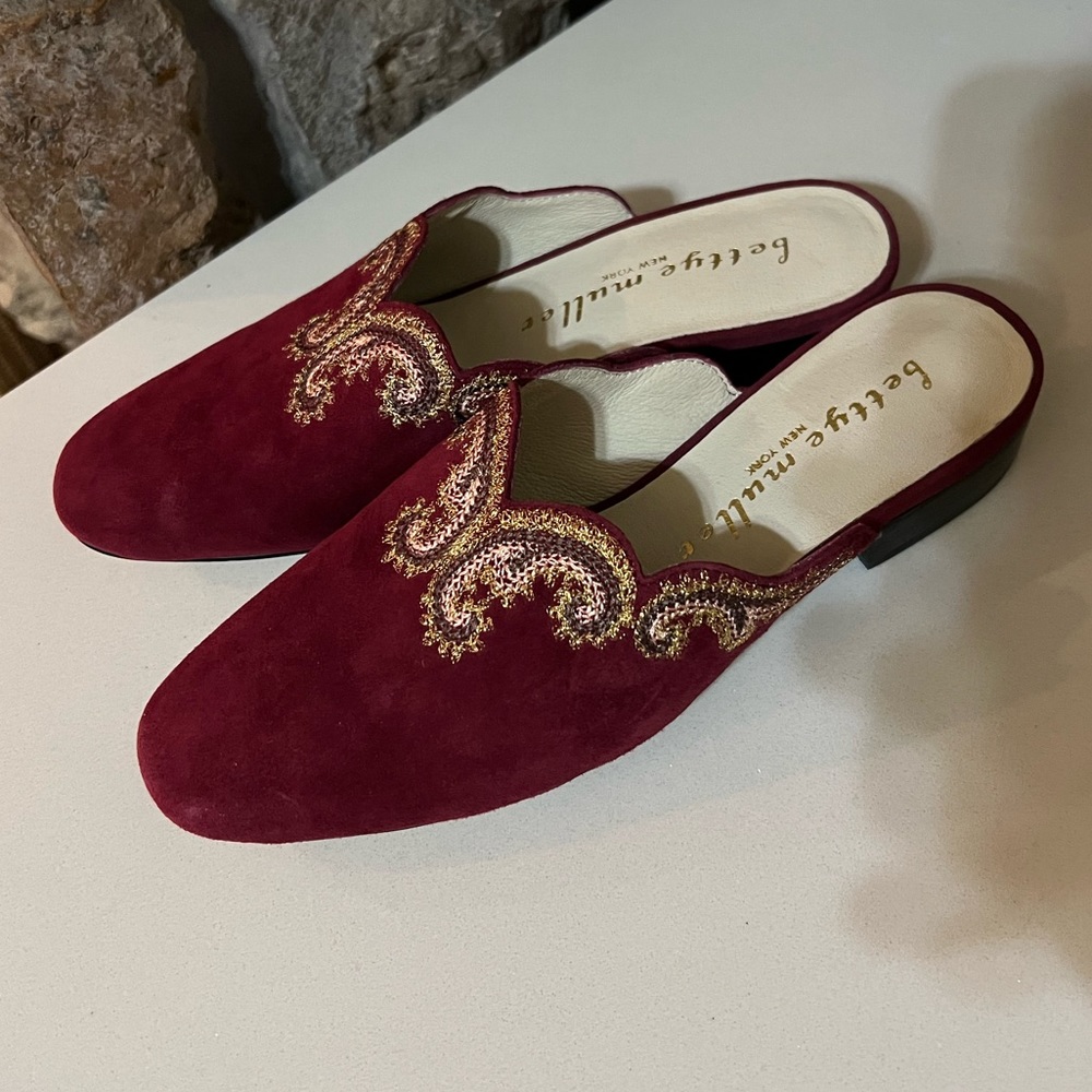 Anthropologie Bettye Muller Fortune Embroidered Suede Mules Size 6